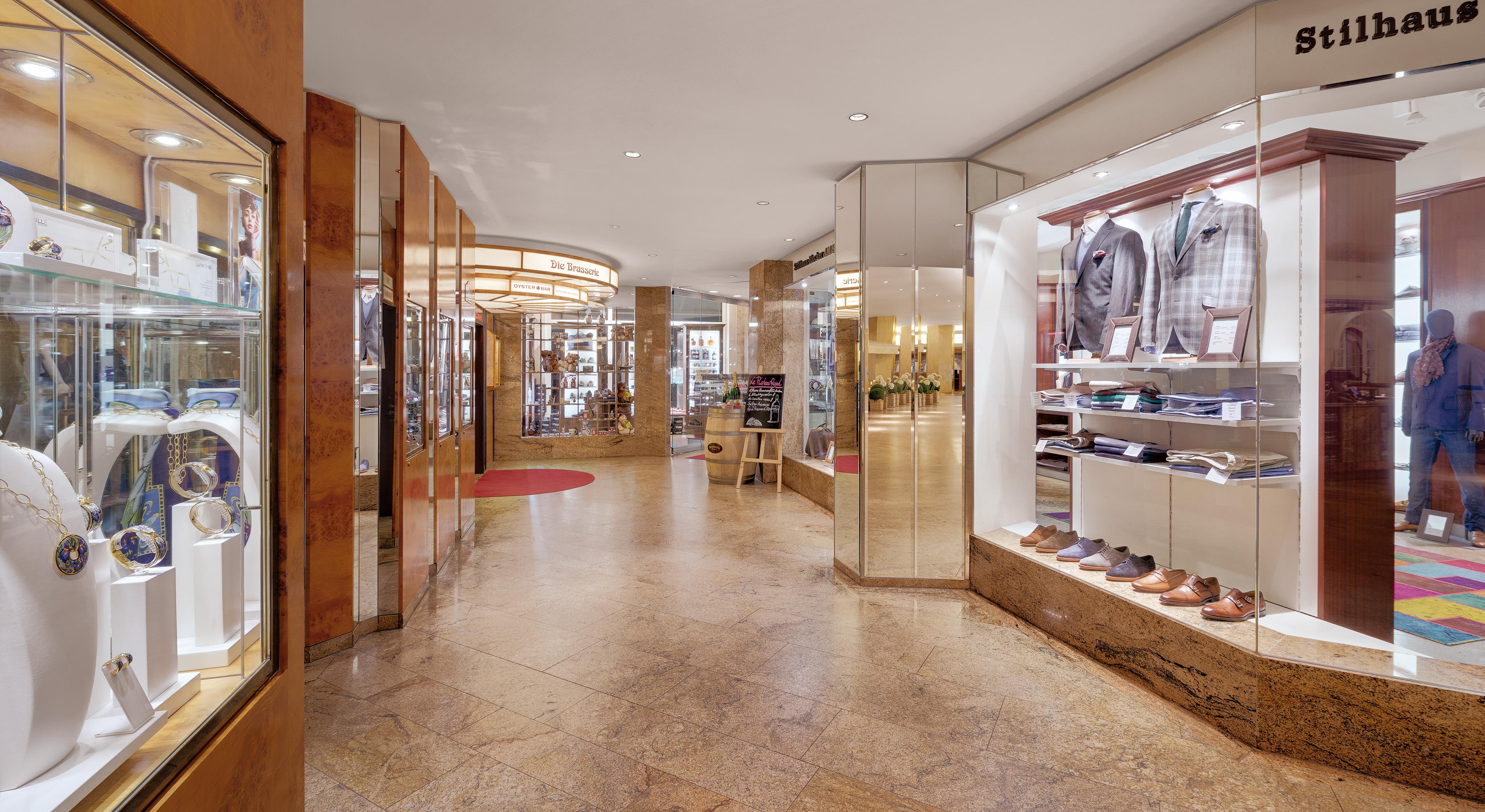 그랜드 엘리제 함부르크 호텔 함브루크 외부 사진 The interior of the store