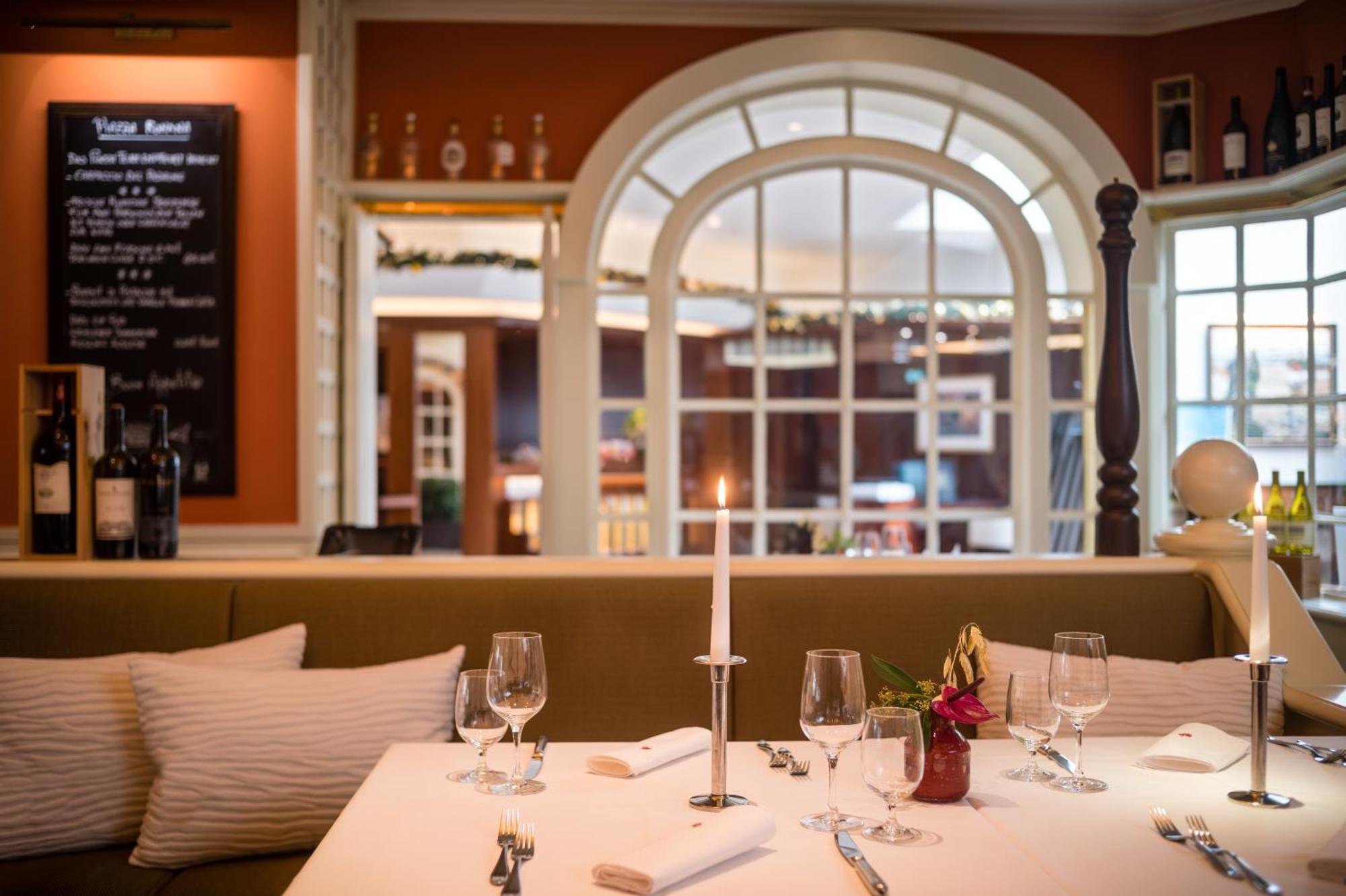 그랜드 엘리제 함부르크 호텔 함브루크 외부 사진 Restaurant AOC